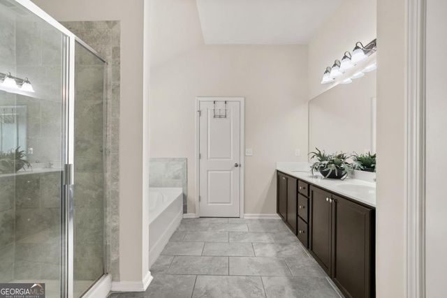 295 Coverview Court, Jonesboro, GA 30238