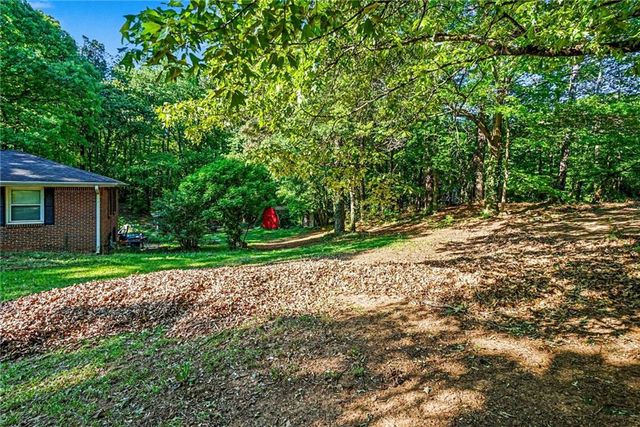 720 Pebblebrook Road SE, Mableton, GA 30126