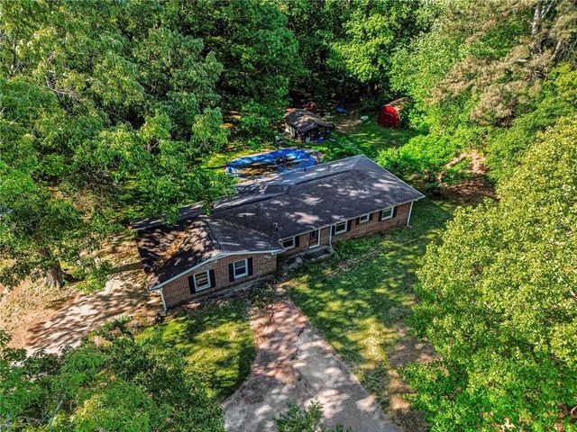 720 Pebblebrook Road SE, Mableton, GA 30126