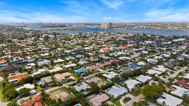 1205 Dolphin Road, Singer Island, FL 33404