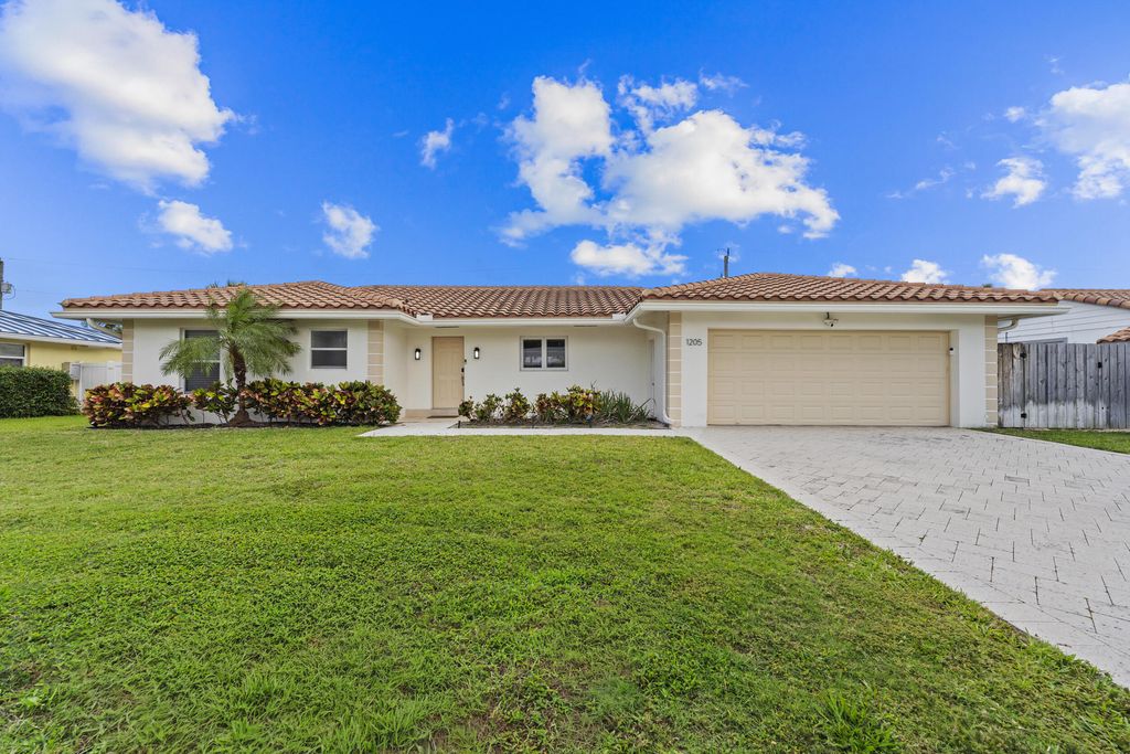 1205 Dolphin Road, Singer Island, FL 33404