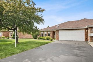 10236 Prairie Avenue, Highland, IN 46322