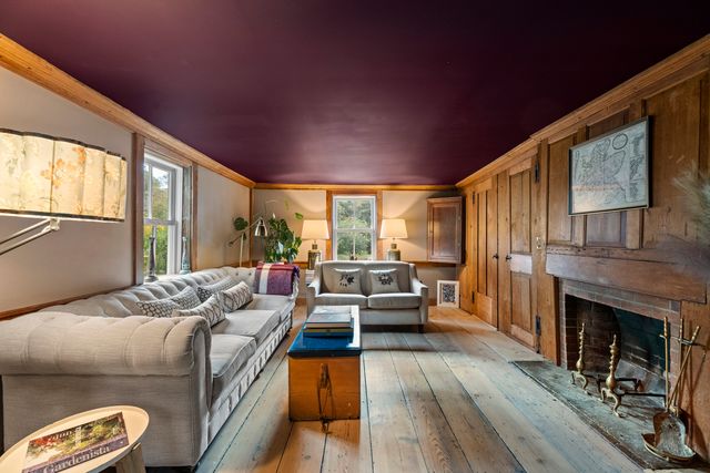 58 Middle Haddam Road, East Hampton, CT 06456