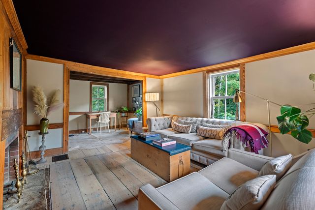 58 Middle Haddam Road, East Hampton, CT 06456