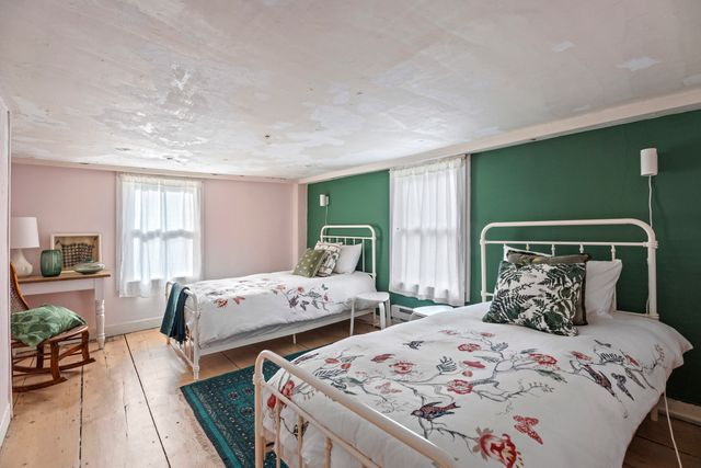 58 Middle Haddam Road, East Hampton, CT 06456