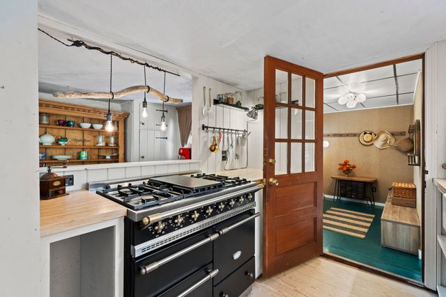 58 Middle Haddam Road, East Hampton, CT 06456