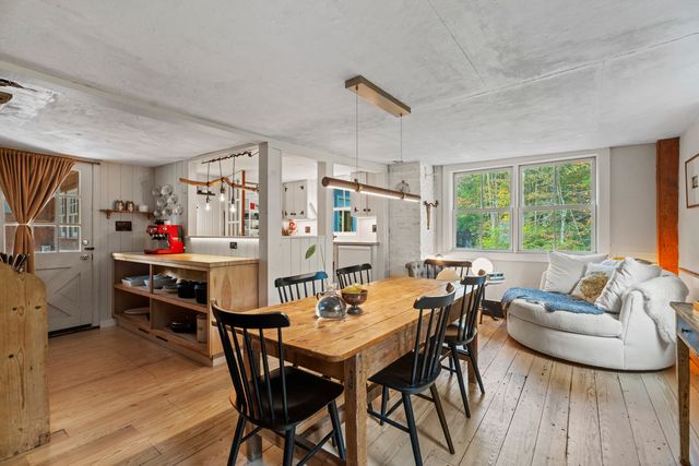 58 Middle Haddam Road, East Hampton, CT 06456