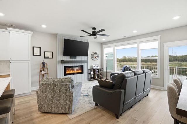 6019 S Dune Harbor Drive H, Portage, IN 46368