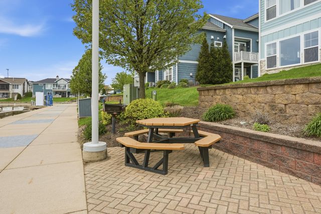 6019 S Dune Harbor Drive H, Portage, IN 46368