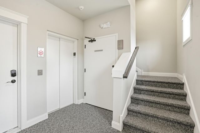 6019 S Dune Harbor Drive H, Portage, IN 46368