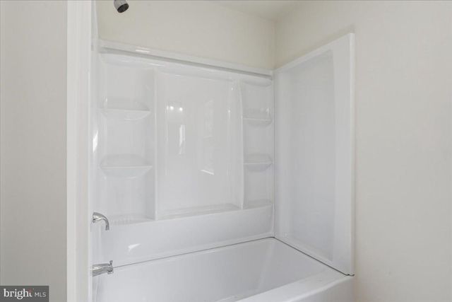 2810 N FREDERICK PIKE, Winchester, VA 22603