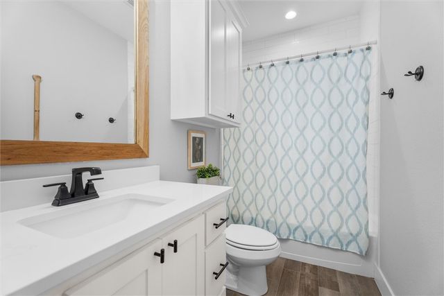 4214 Bally More Drive, College Station, TX 77845