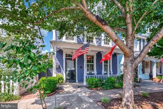 1102 PRINCE EDWARD ST, Fredericksburg, VA 22401
