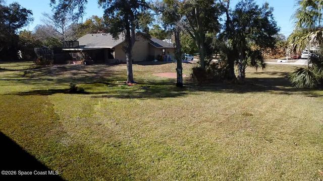 5505 95th Street, Sebastian, FL 32958