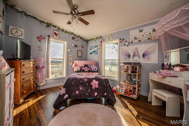 2140 Foxwood Court, Lebanon, MO 65536