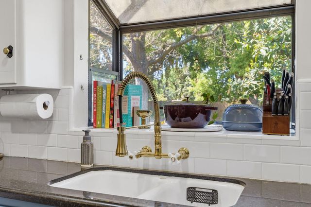 4934 N Del Mar Avenue, Fresno, CA 93704