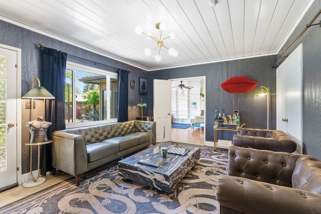 4934 N Del Mar Avenue, Fresno, CA 93704