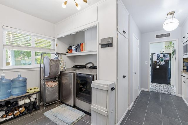 4934 N Del Mar Avenue, Fresno, CA 93704