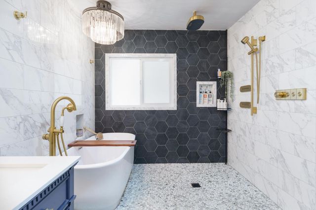 4934 N Del Mar Avenue, Fresno, CA 93704