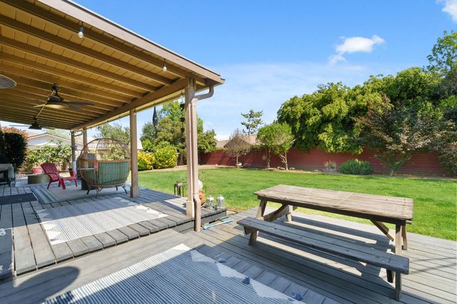 4934 N Del Mar Avenue, Fresno, CA 93704