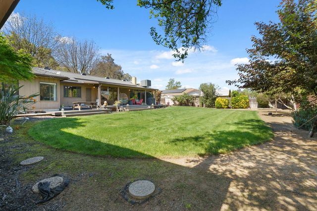 4934 N Del Mar Avenue, Fresno, CA 93704