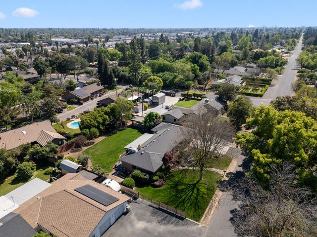 4934 N Del Mar Avenue, Fresno, CA 93704