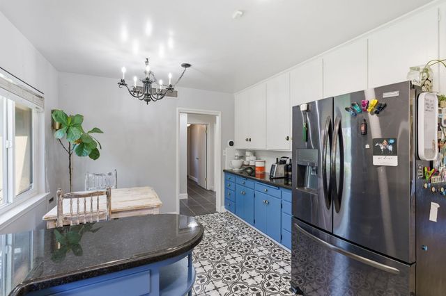 4934 N Del Mar Avenue, Fresno, CA 93704