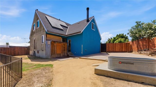 1437 W I, Wilmington, CA 90744