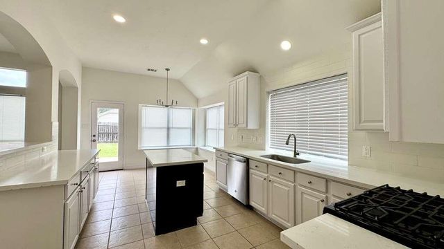 7510 Golden Thistle Lane, Cypress, TX 77433