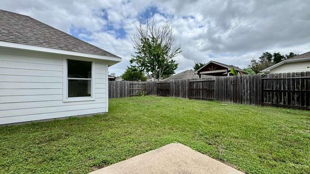 7510 Golden Thistle Lane, Cypress, TX 77433