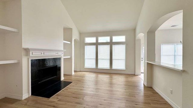 7510 Golden Thistle Lane, Cypress, TX 77433