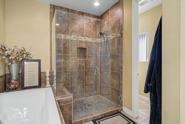 9371 Brookline Avenue, Desert Hot Springs, CA 92240