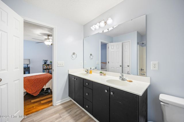 130 Woodgreen Lane, Aberdeen, NC 28315