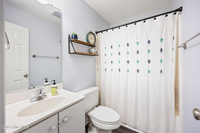 130 Woodgreen Lane, Aberdeen, NC 28315