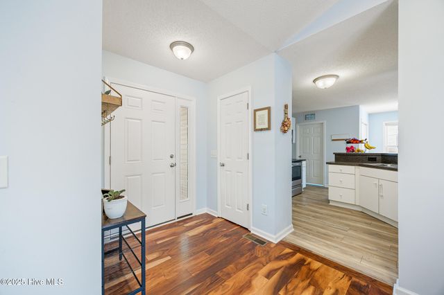 130 Woodgreen Lane, Aberdeen, NC 28315