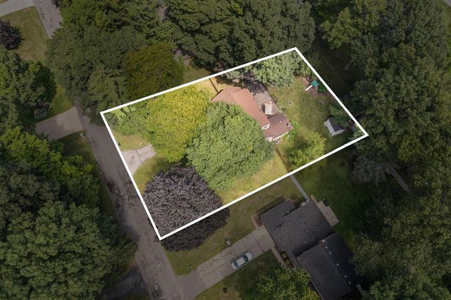 5898 Hummingbird Lane, Clarkston, MI 48346