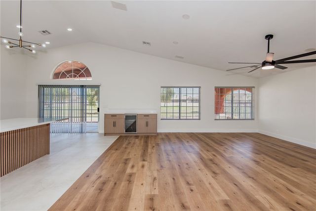 5708 S Desert Lakes Drive, Fort Mohave, AZ 86426