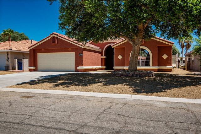 5708 S Desert Lakes Drive, Fort Mohave, AZ 86426