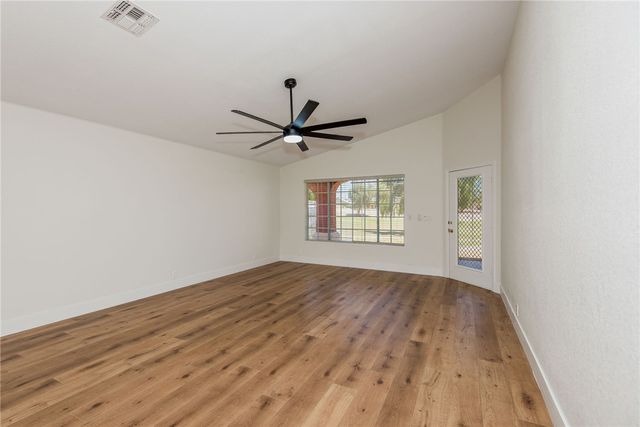 5708 S Desert Lakes Drive, Fort Mohave, AZ 86426