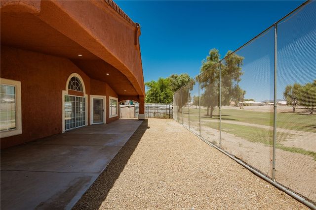 5708 S Desert Lakes Drive, Fort Mohave, AZ 86426