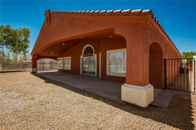 5708 S Desert Lakes Drive, Fort Mohave, AZ 86426