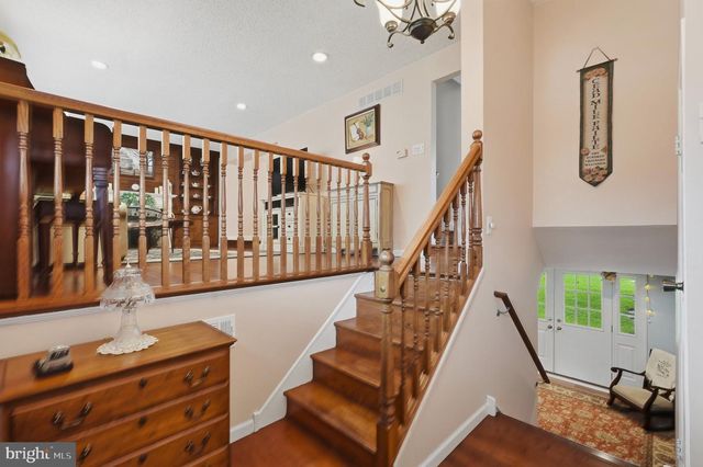 1977-00 MERLIN RD, Philadelphia, PA 19116