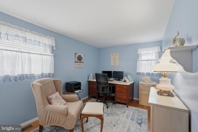 1977-00 MERLIN RD, Philadelphia, PA 19116