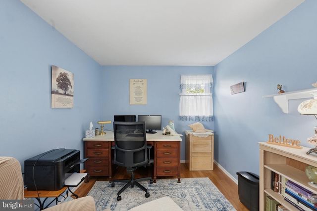 1977-00 MERLIN RD, Philadelphia, PA 19116