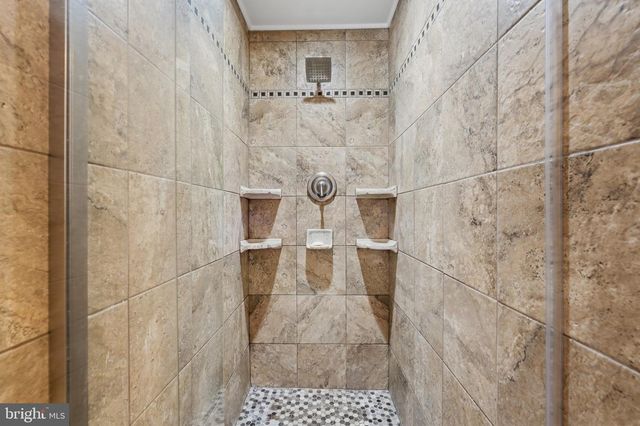 1977-00 MERLIN RD, Philadelphia, PA 19116