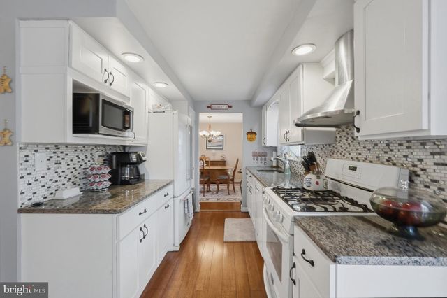 1977-00 MERLIN RD, Philadelphia, PA 19116