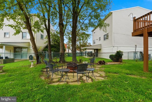 1977-00 MERLIN RD, Philadelphia, PA 19116