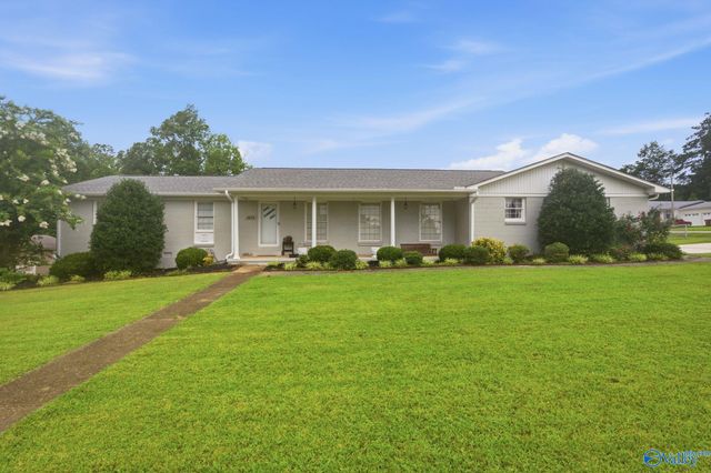 1405 Edgewood Street, Hartselle, AL 35640