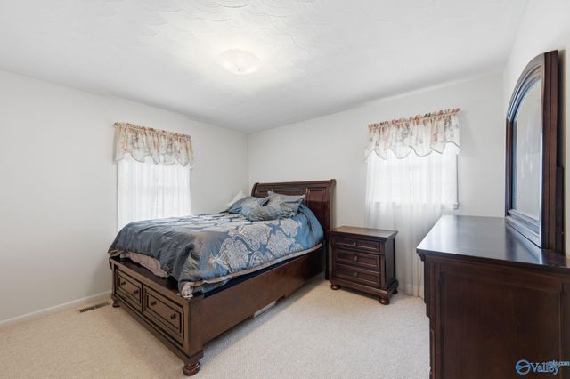 1405 Edgewood Street, Hartselle, AL 35640