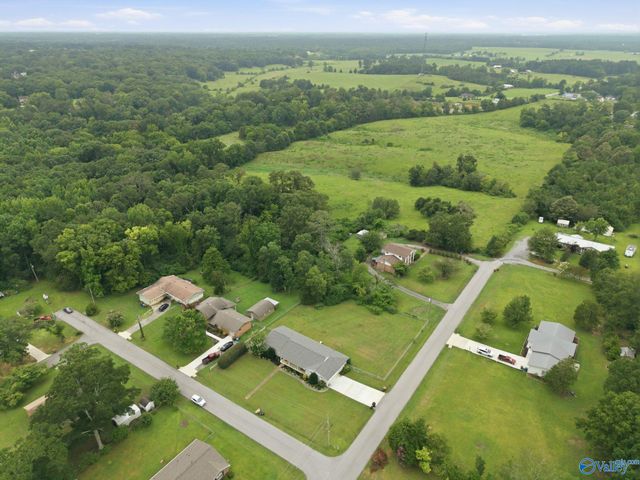 1405 Edgewood Street, Hartselle, AL 35640